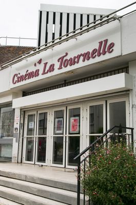 Cinéma façade 